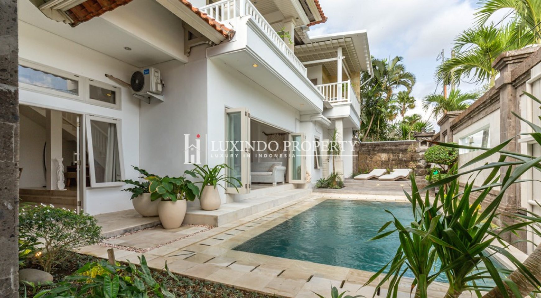 ULUWATU – BRAND NEW VILLA FOR FREEHOLD SALE IN PRIME LOCATION (FHV371)