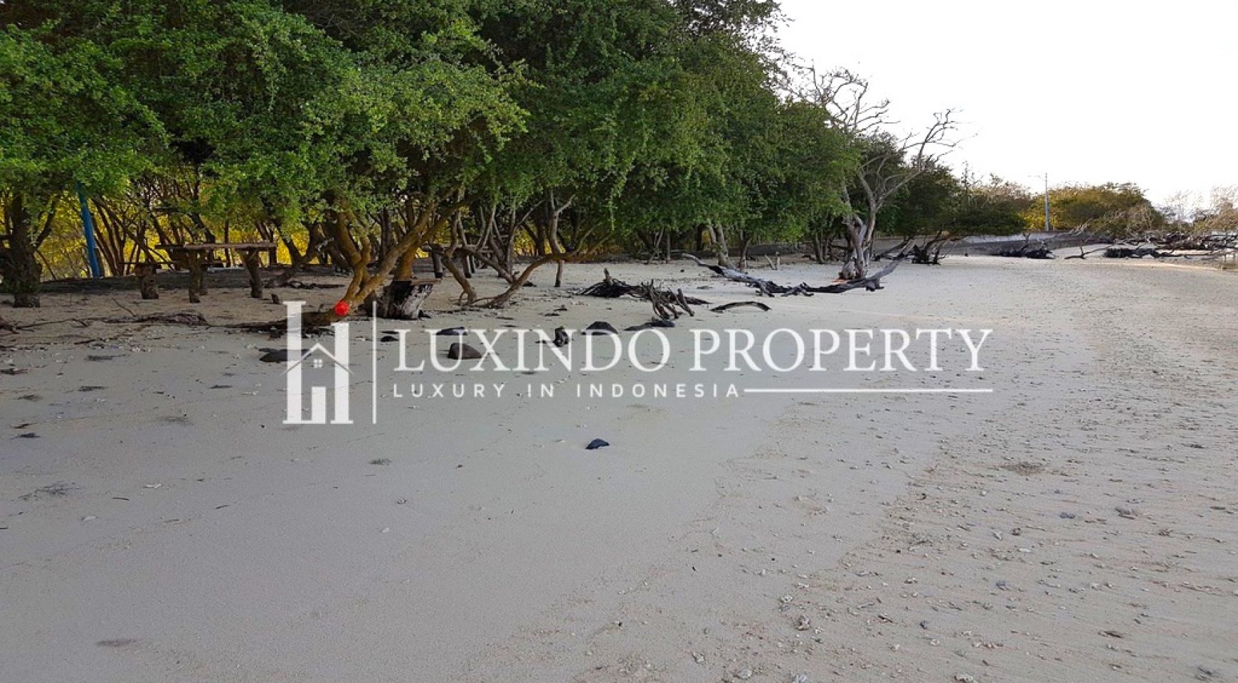 GILI TRAWANGAN – ABSOLUTE SUNSET VIEW BEACHFRONT LAND (FHL012)