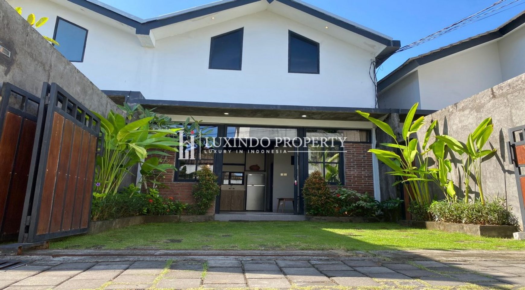 UMALAS – EXCLUSIVE SALE 1 BEDROOM MAISONETTE VILLA IN BUMBAK (LHV511)