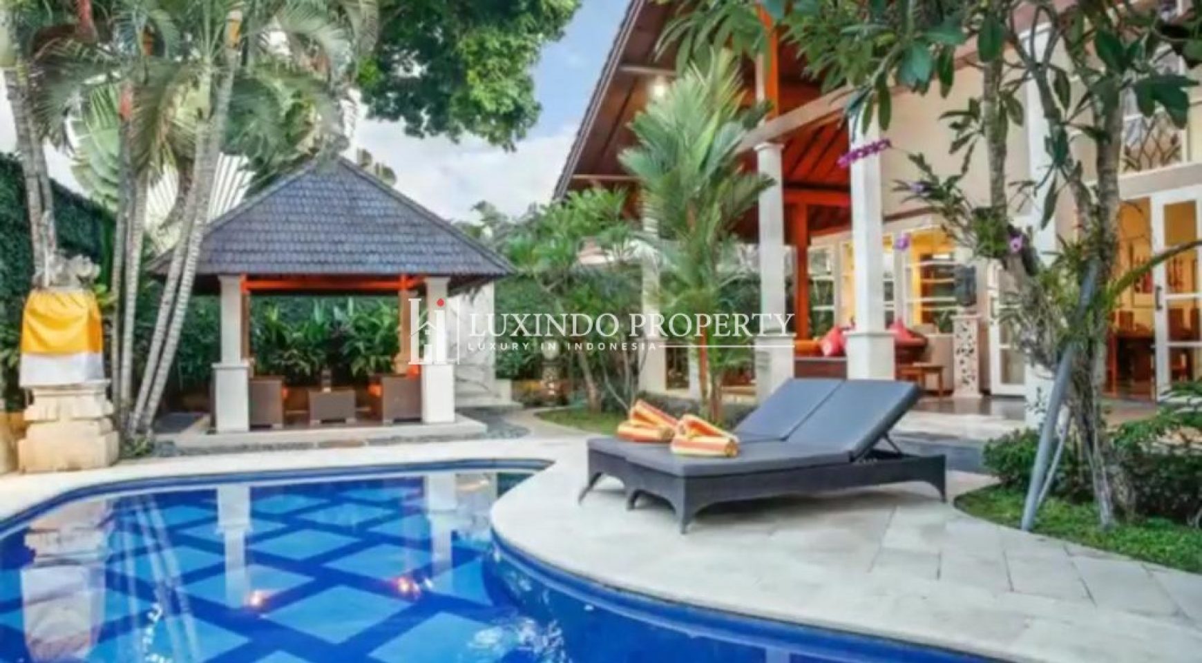 SANUR BEACHSIDE- STUNNING 3 BEDROOM VILLA WITH SUPER LONG LEASED PERIOD IN SANUR (LHV561)