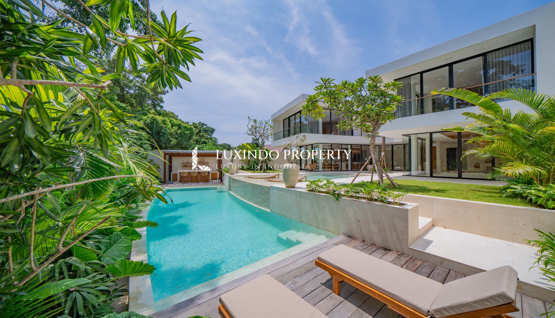 UMALAS - LUXURY 4 BEDROOM VILLAS IN PRIME LOCATION (FHV498)