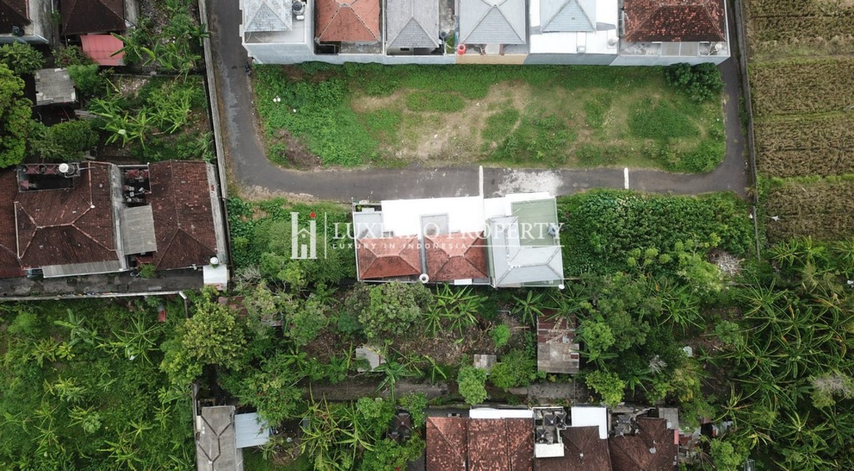 GIANYAR – 300 M2 PLOT LAND FOR SALE (FHL363X)