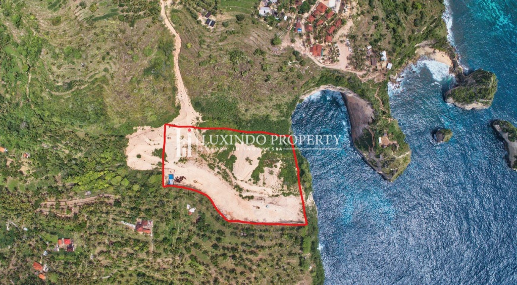 NUSA PENIDA – CLIFF FRONT LAND FOR SALE (FHL237)