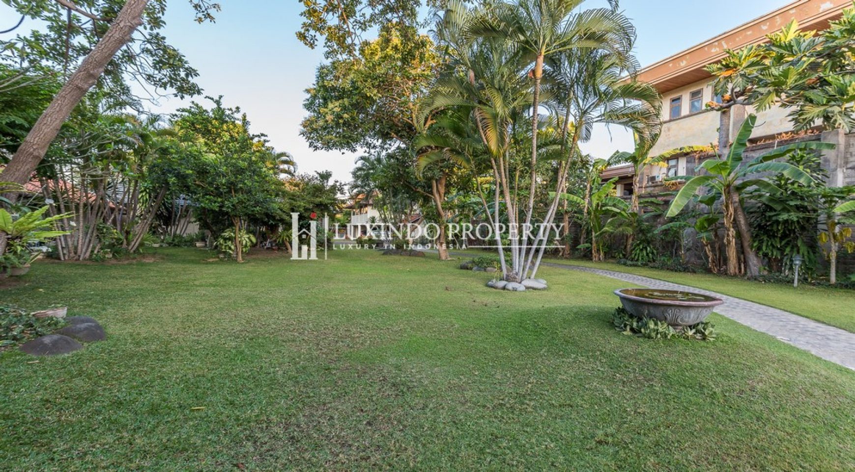 SEMINYAK – BEAUTIFUL RESORT LAND FOR FREEHOLD SALE (FHL091)