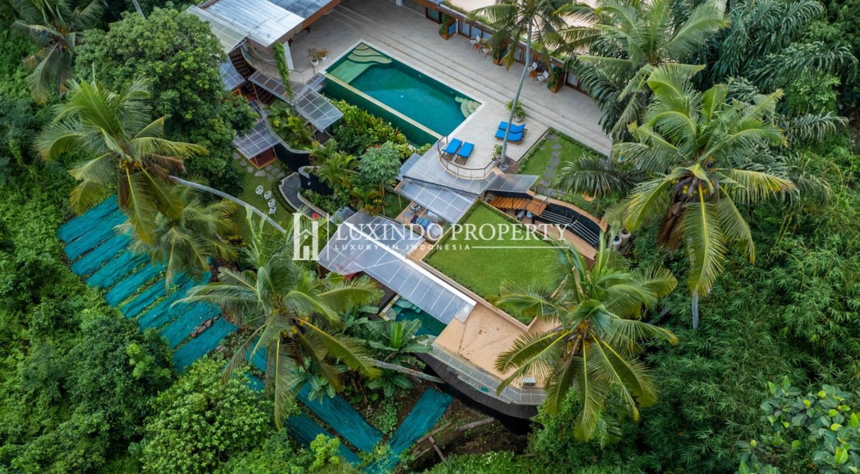 STATELY 4 BEDROOM VILLA WITH MUSIC STUDIO ON TIRTA TAWAR (LHV448)