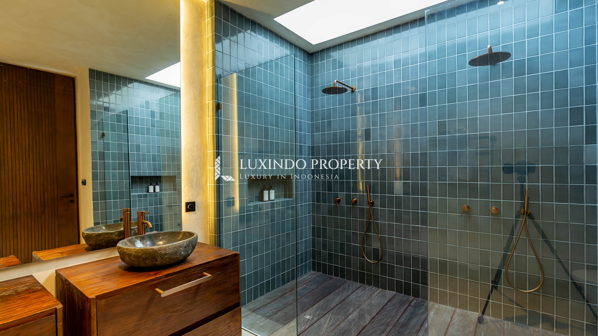 TUMBAK BAYUH - CHIC AND CONTEMPORARY 4 BEDROOM VILLA (LHV969) | Luxindo ...