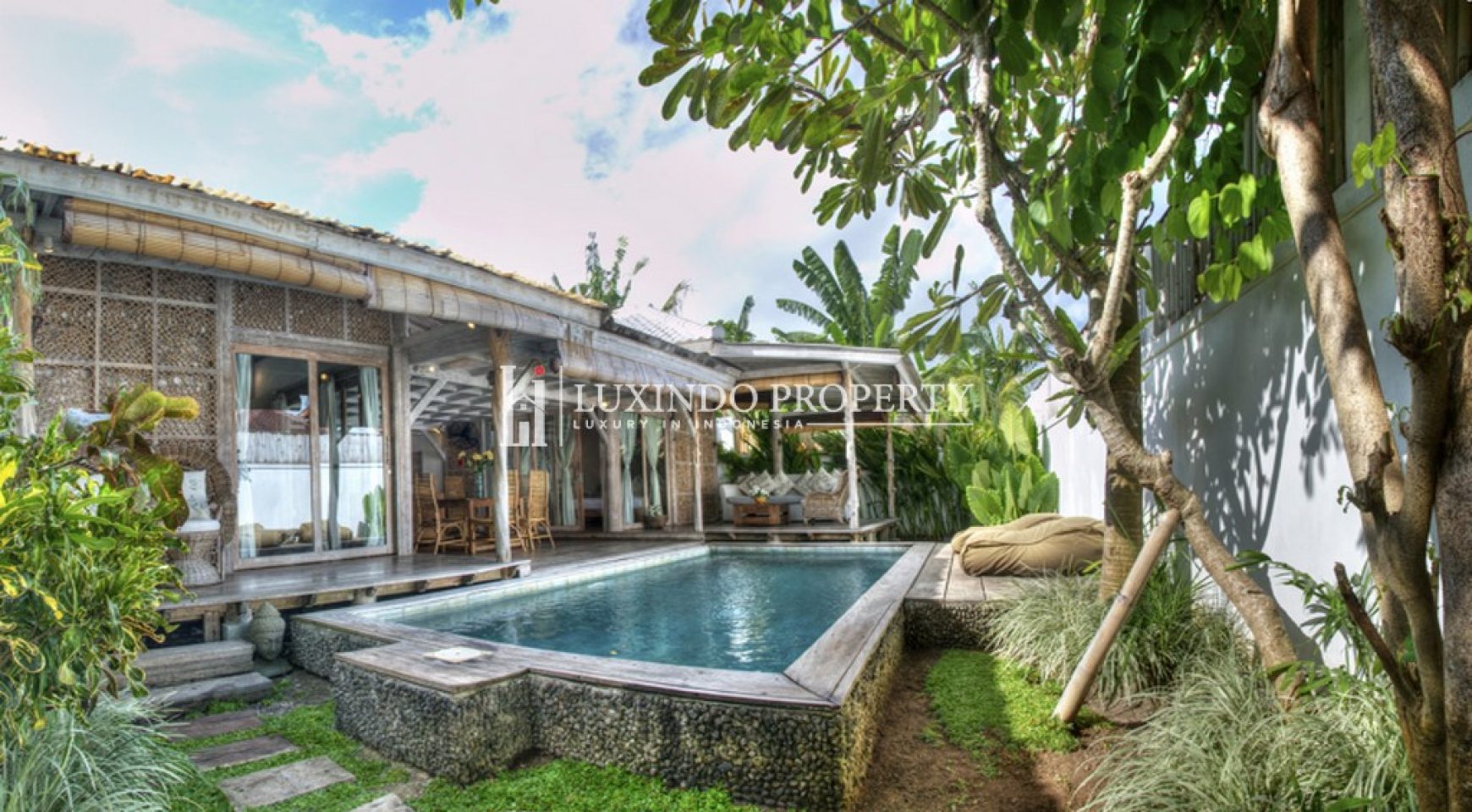 SEMINYAK-CHARMING 2 BEDROOM BUNGALOWS VILLA IN THE HEART OF SEMINYAK (LHV229)