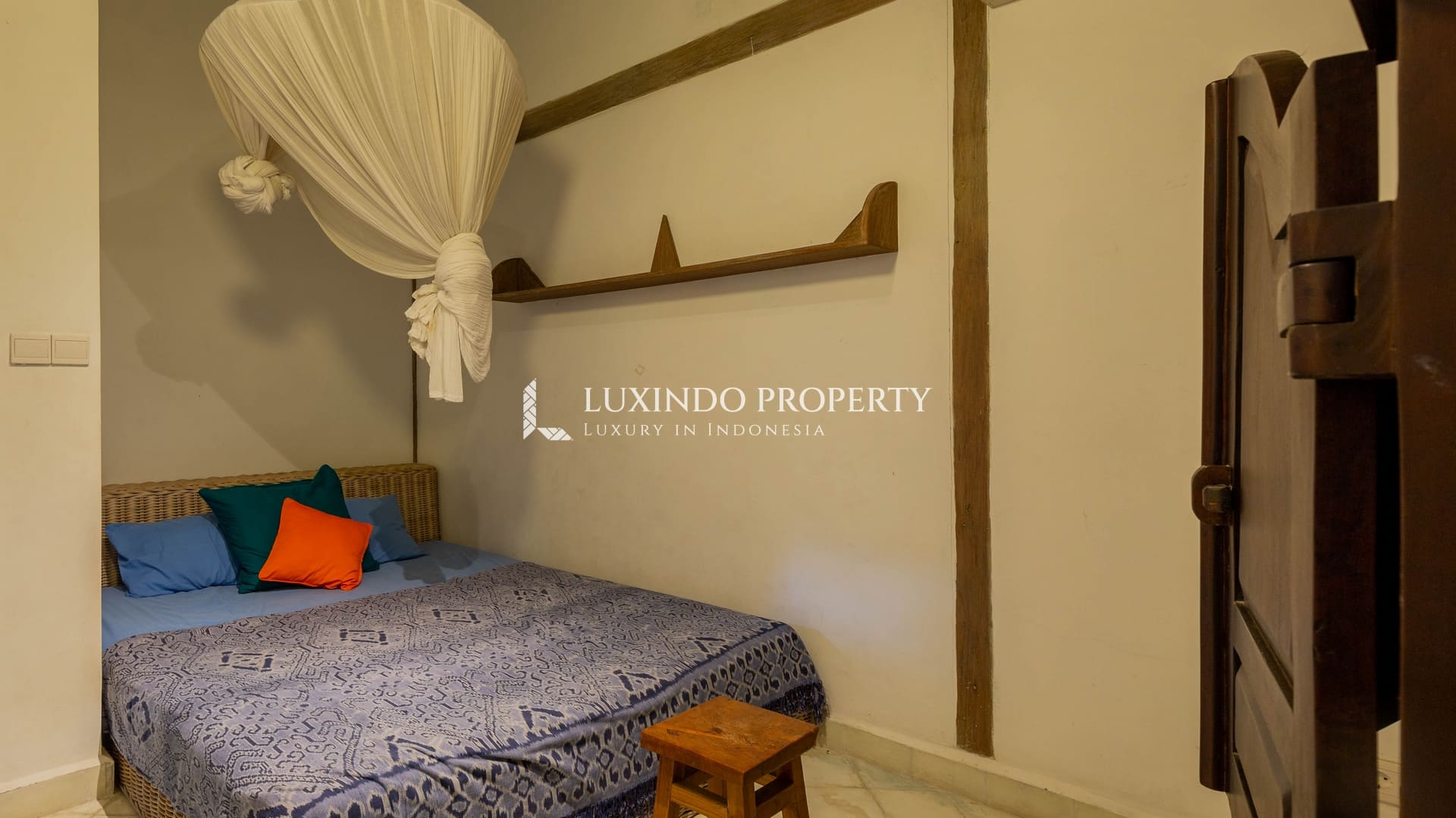 KEROBOKAN – 5 BEDROOM BEAUTIFUL TRADITIONAL VILLA FOR YEARLY RENTAL ...