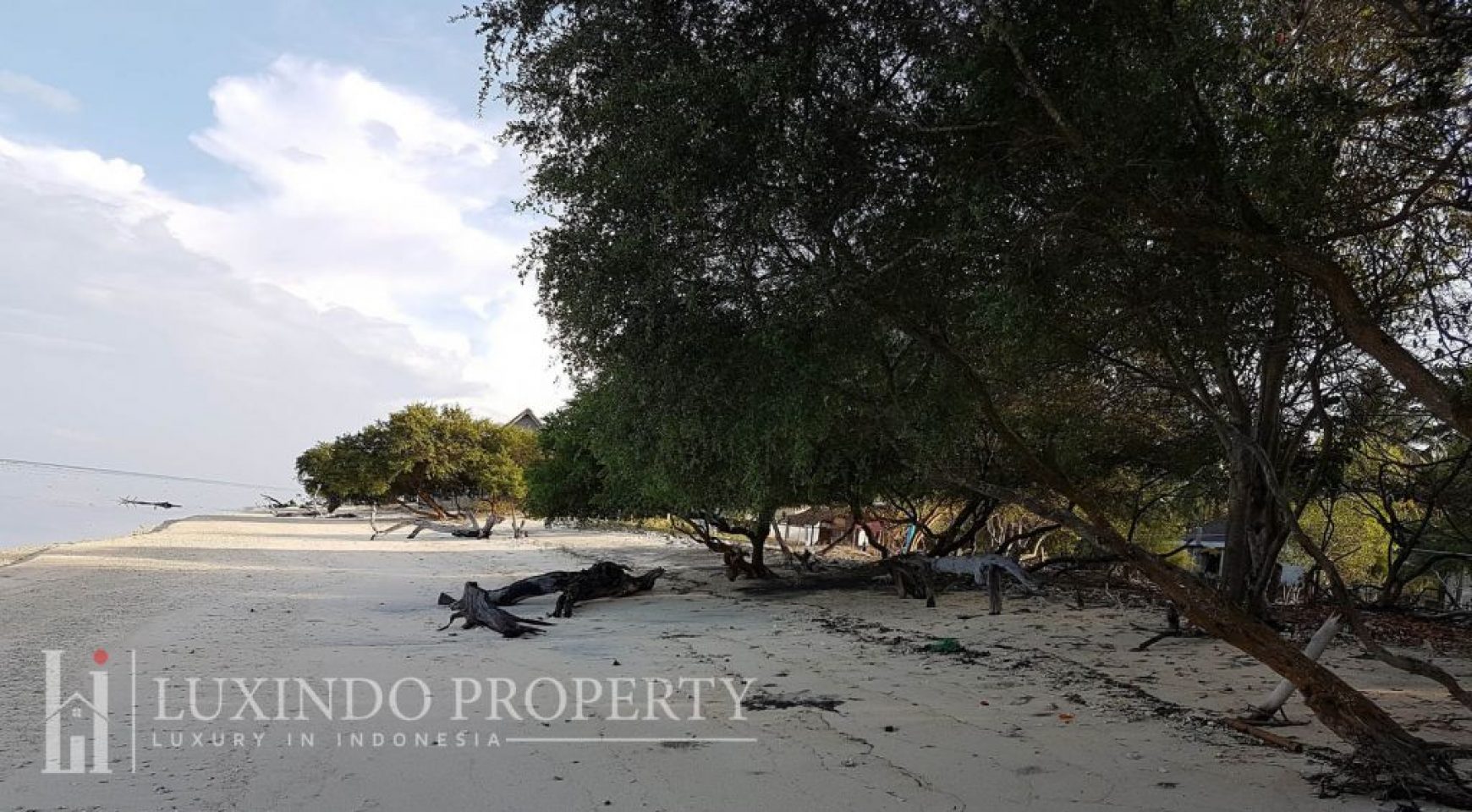 GILI TRAWANGAN – ABSOLUTE BEACHFRONT FOR RESORT PROJECT (FHL042)